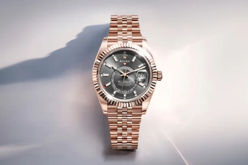 Learn more Rolex Sky-Dweller at Veschetti, official Rolex Dealer in Brescia