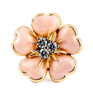 Petit Fleurs , Ring with diamonds and enamel