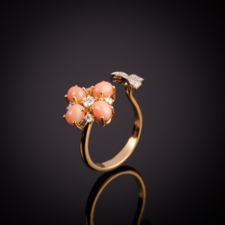 Fortuna, Hard stone and diamond ring
