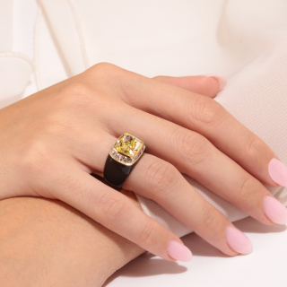 Giorgia, Enchanting Fancy Yellow cushion-cut diamond