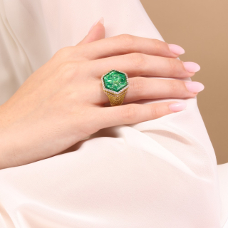 Firenze, Coloured gem and diamond ring