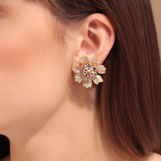 Jonquille, Gold and diamond earrings
