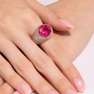Lulù, Coloured
gem&nbsp;and diamond ring