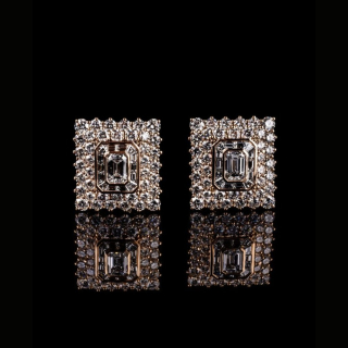 Amanda, Gold and diamond earrings