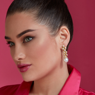 Alice, Pearl and diamond earrings