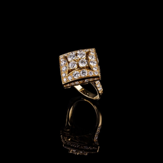 Lucilla, Gold and diamond ring&nbsp;