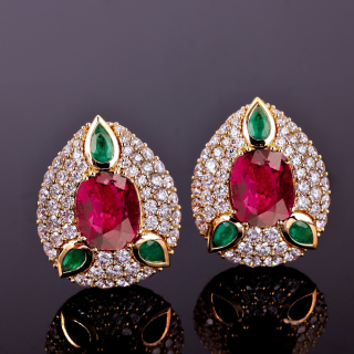 Licia, Coloured gem and diamond earrings