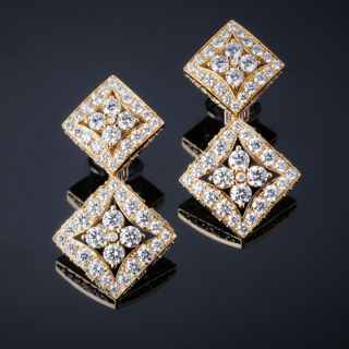 Lucilla, Gold and diamond earrings