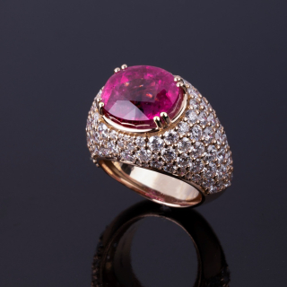 Lulù, Coloured
gem and diamond ring