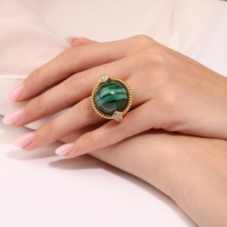 Giove, Hard stone and diamond ring