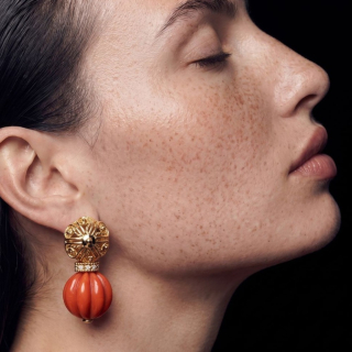 Scilla, Hard stone and diamond earrings