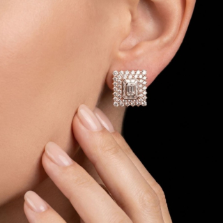Amanda, Gold and diamond earrings