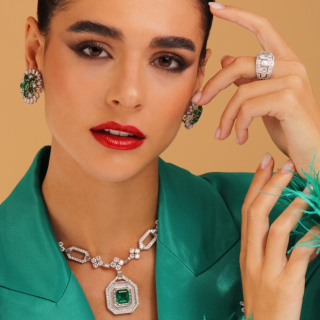 Gardenia, Coloured
gem and diamond earrings