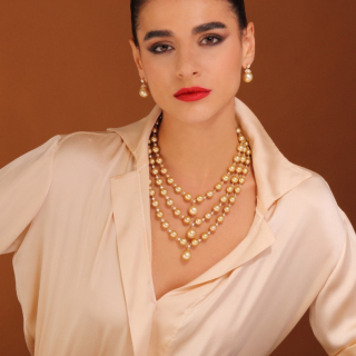 Anita, Pearl and diamond earrings