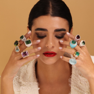 Emozione, Coloured gem and diamond ring