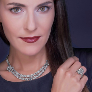 Farfalla, Fantasy cut diamonds rivière