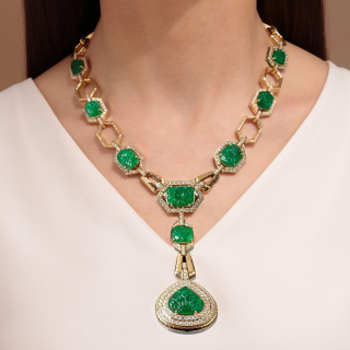 Dorotea, Coloured gem and diamond necklace