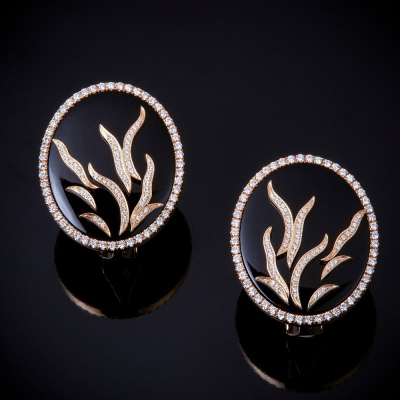 Anemone , Hard stone and diamond earrings