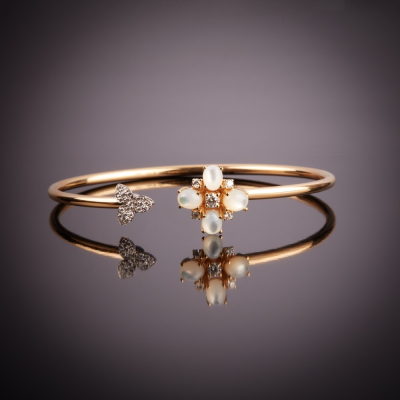 Fortuna, Hard stone and diamond bracelet