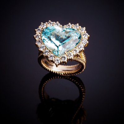 Emozione, Coloured gem and diamond ring