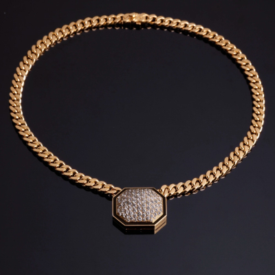 Samanta, Gold and diamond necklace