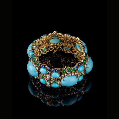 Gold bracelet with Arizona turquoise, sapphires, diamonds
