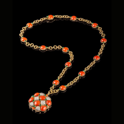 Necklace with coral, emeralds and diamonds
