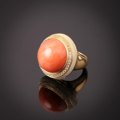 Dorian, Hard stone and diamond ring