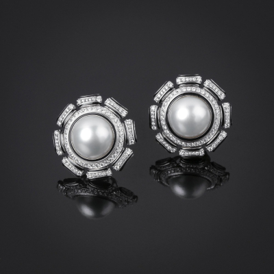 Dorian, Pearl and diamond earrings