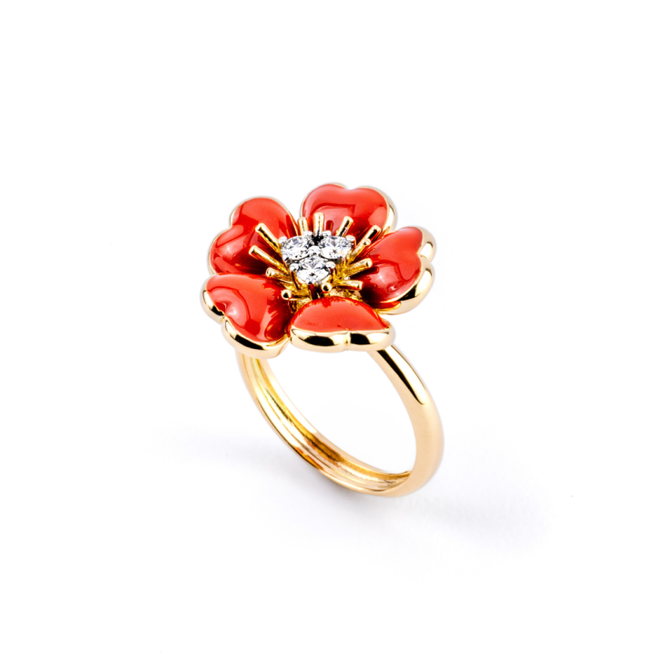 Petit Fleurs , Ring with diamonds and enamel