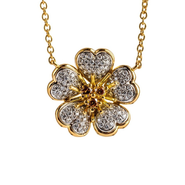Petit Fleurs , Necklace with diamonds and enamel