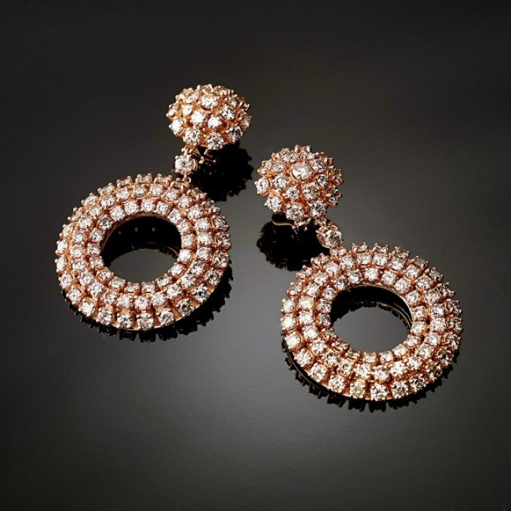 Chiara, Gold and diamond&nbsp;earrings