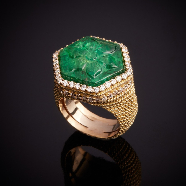 Firenze, Coloured gem and diamond ring
