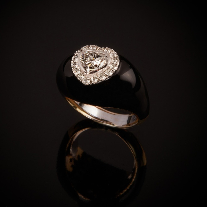 Arcobaleno, Diamond and inlay ring