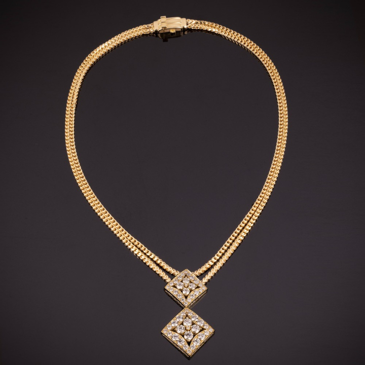 Lucilla, Gold and diamond necklace