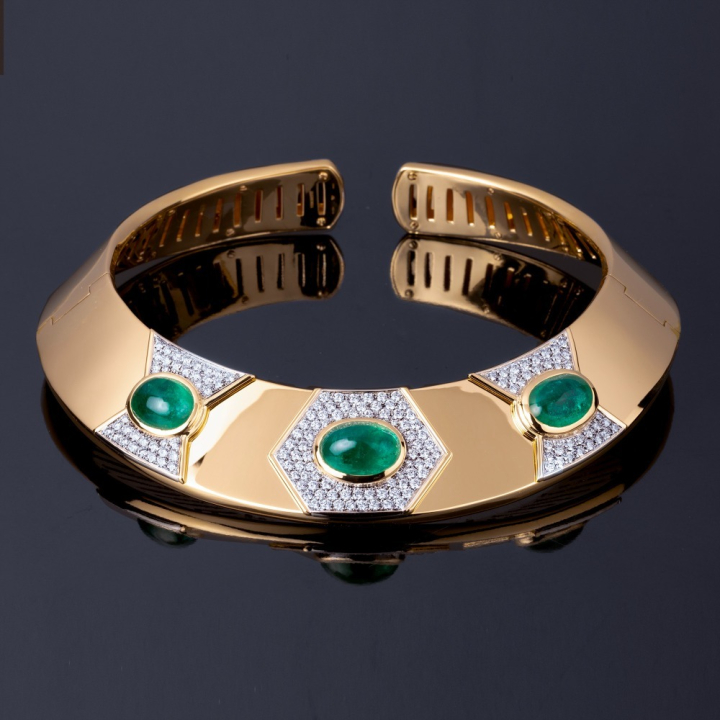 Nora, Coloured gem and diamond choker