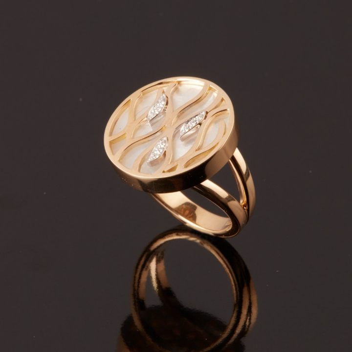 Fiammetta, Hard stone and diamond ring