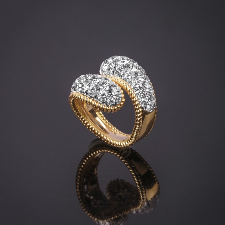 Anniversary, Diamond ring