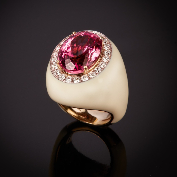 Ciclamino, Coloured gem, diamond and inlay ring