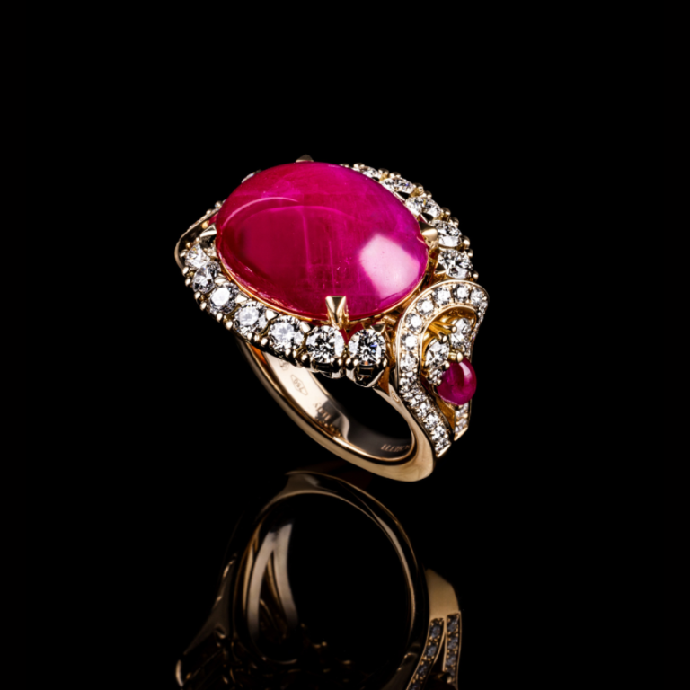 Rubinia, Burmese caboschon ruby and diamond ring