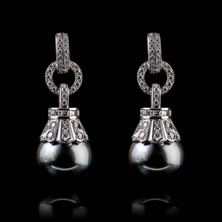Anastasia Black, Black pearl and diamond earrings