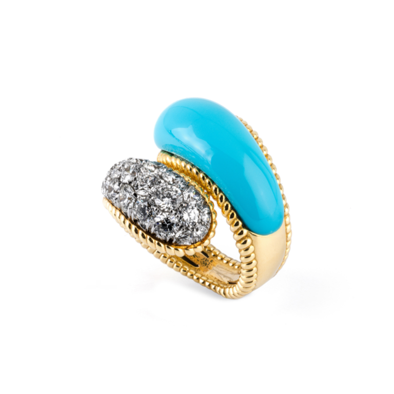 Gold ring with Arizona turquoise and diamonds