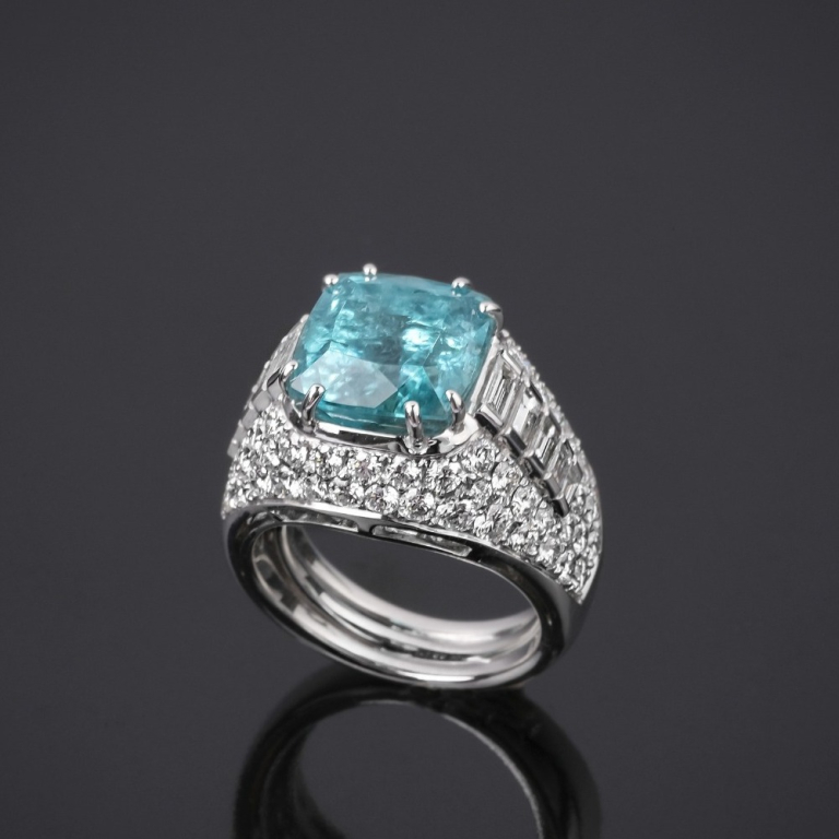 Serena, Coloured gem and diamond ring