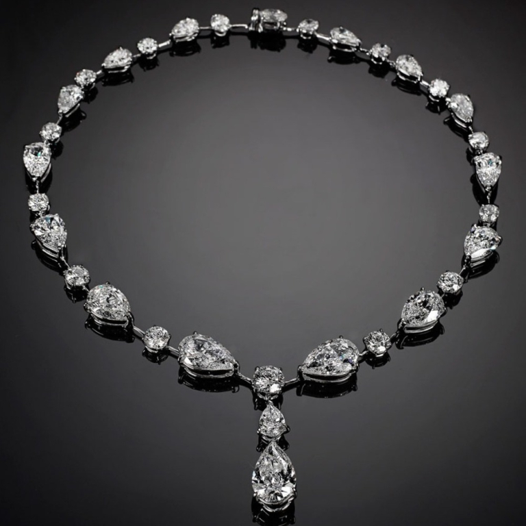Lacrime Di Gioia, Spectacular fancy-cut diamond collier