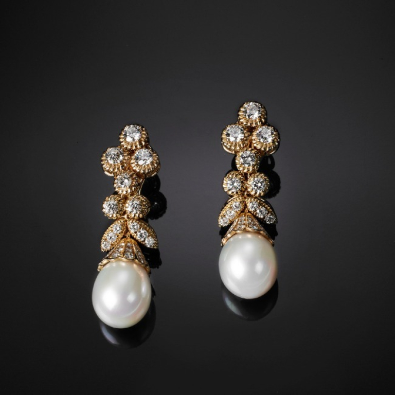 Alice, Pearl and diamond earrings