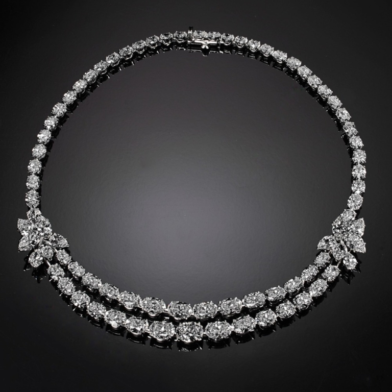 Farfalla, Fantasy cut diamonds rivière