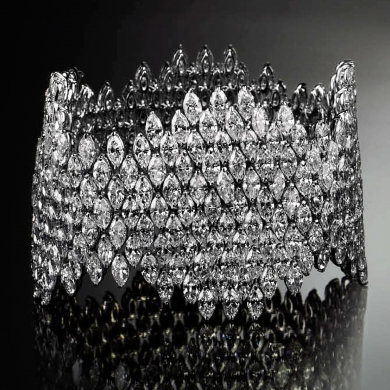 Regale, Marquise cut diamonds bracelet