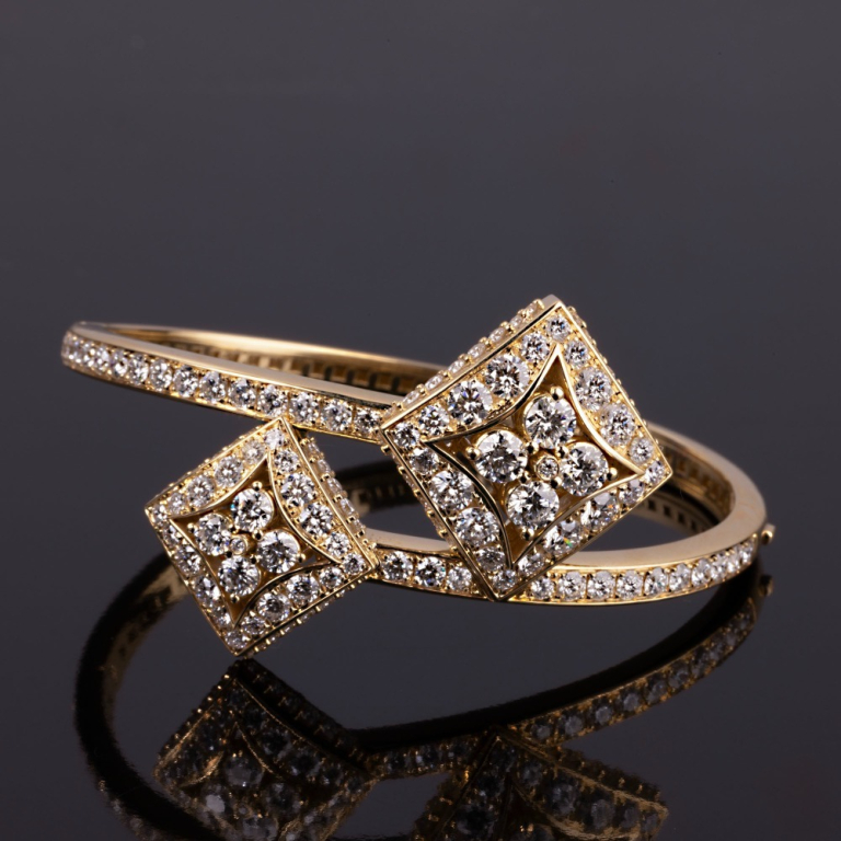 Lucilla, Gold and diamond bracelet