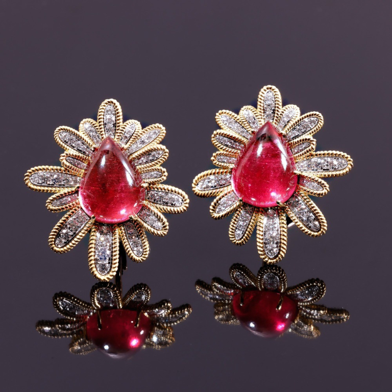 Margherita, Coloured gem and diamond earrings